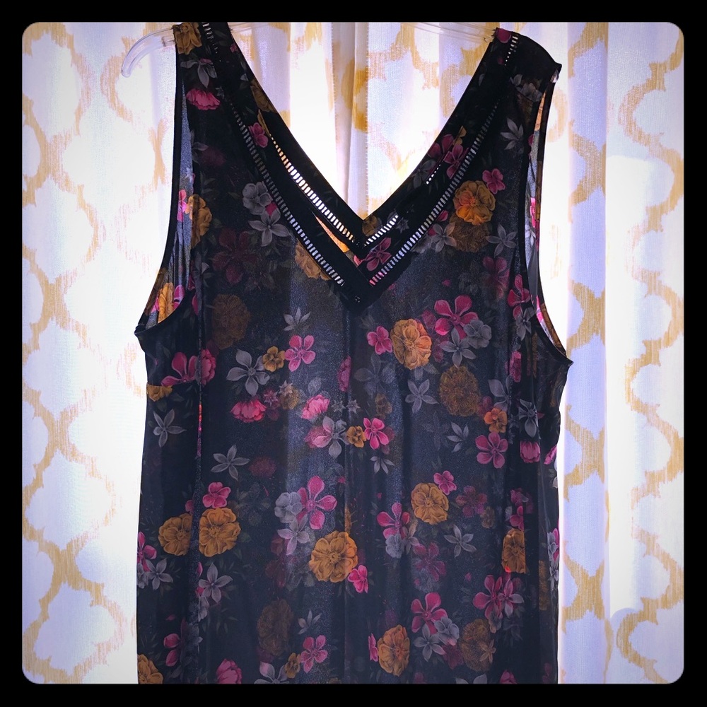Cute sleeveless, like new